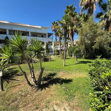 Bord De Apartment